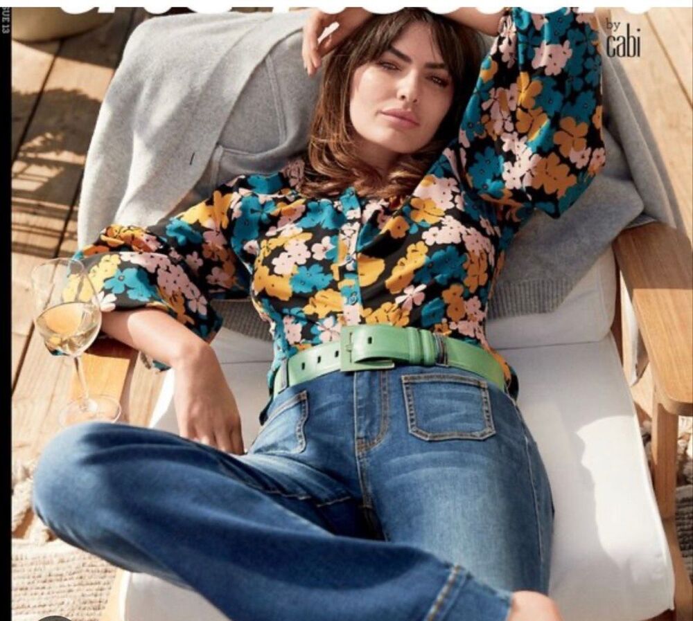 Cabi favorite blouse 4158 large floral